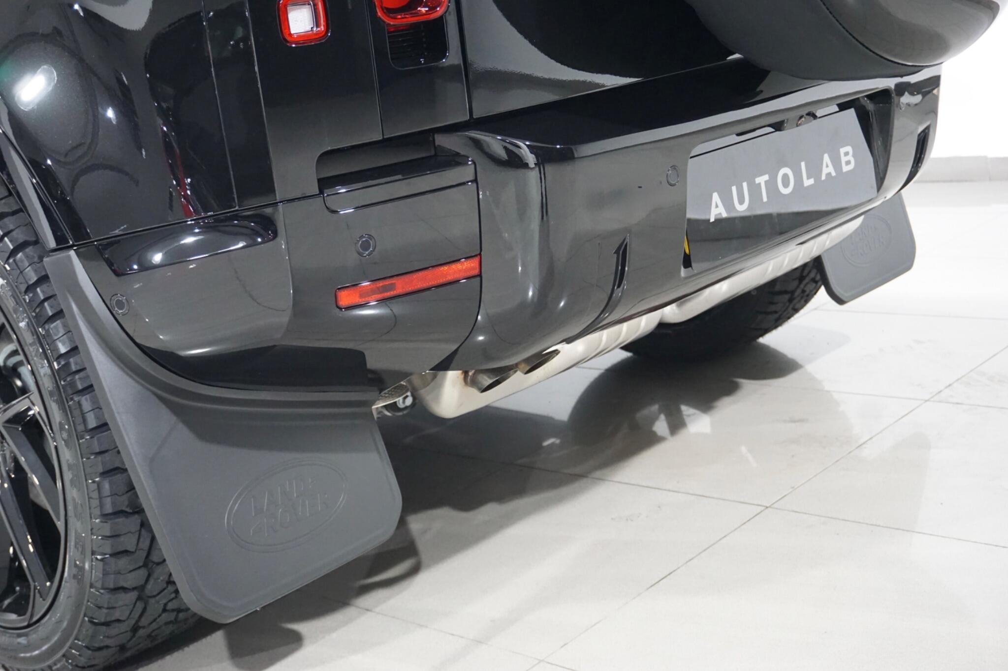 Land Rover Defender 110 3.0 D250 MHEV XS Edition SUV 5dr Diesel Auto 4WD Euro 6 (s/s) (250 ps)